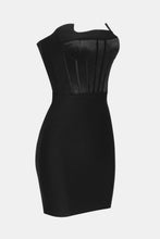 Load image into Gallery viewer, Strapless Seam Detail Mini Dress
